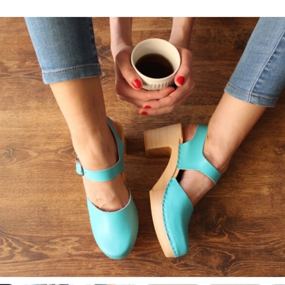 Turquoise Aqua Swedish Clogs Mary Jane 39 Platform